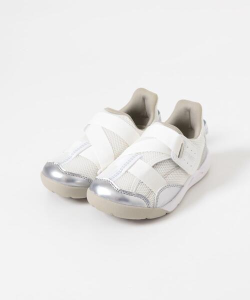 IFME（イフミー）の「IFME　K キネティックベルトシューズ(KIDS)（スニーカー・キッズ・ホワイト/ブラック・17/19/18）」の3枚目の写真