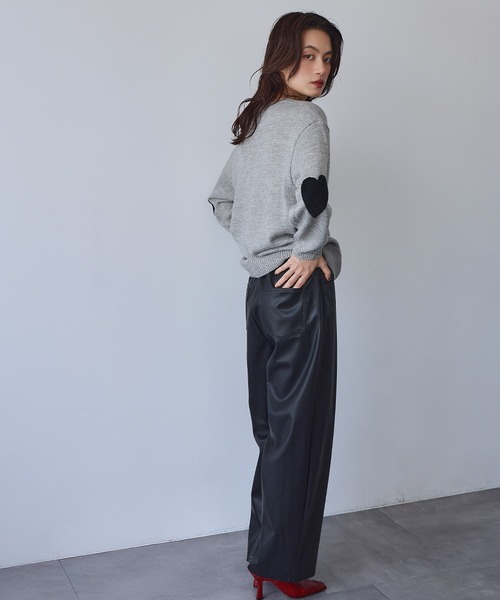 ELFRANK（エルフランク）の「ハートエルボーパッチ ニット プルオーバー《着用動画あり》（ニット/セーター・レディース・ネイビー/グレー/レッド・FREE）」の17枚目の写真