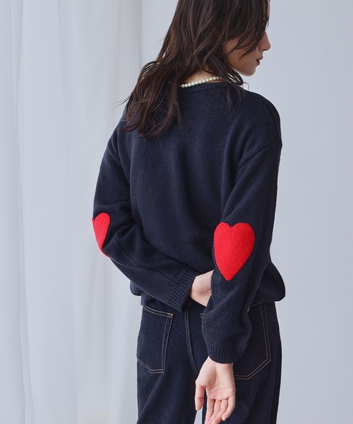 ELFRANK（エルフランク）の「ハートエルボーパッチ ニット プルオーバー《着用動画あり》（ニット/セーター・レディース・ネイビー/グレー/レッド・FREE）」の13枚目の写真