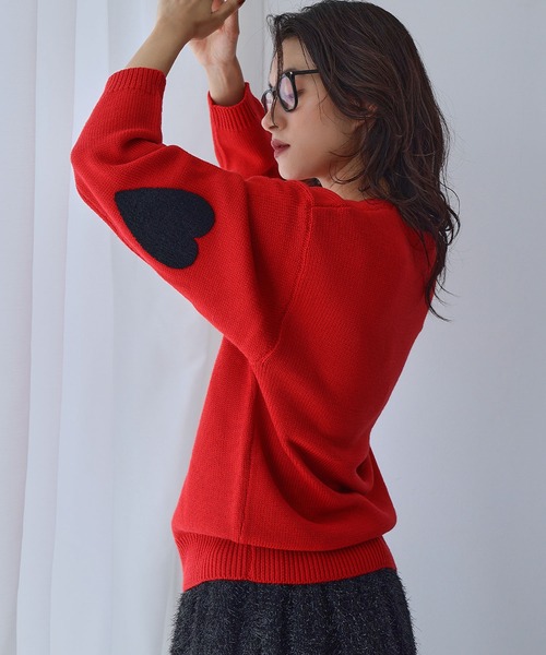 ELFRANK（エルフランク）の「ハートエルボーパッチ ニット プルオーバー《着用動画あり》（ニット/セーター・レディース・ネイビー/グレー/レッド・FREE）」の7枚目の写真