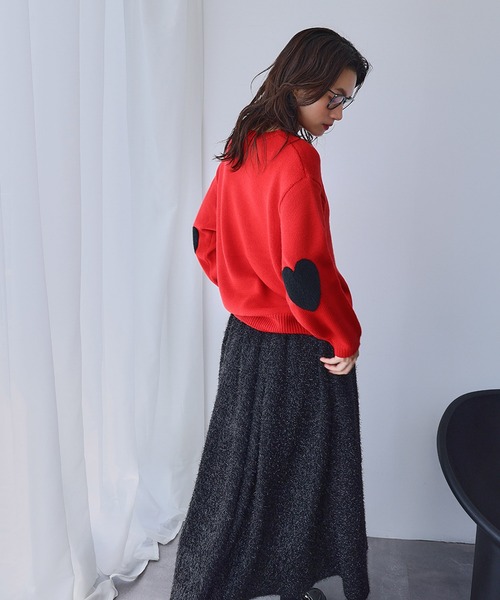 ELFRANK（エルフランク）の「ハートエルボーパッチ ニット プルオーバー《着用動画あり》（ニット/セーター・レディース・ネイビー/グレー/レッド・FREE）」の5枚目の写真