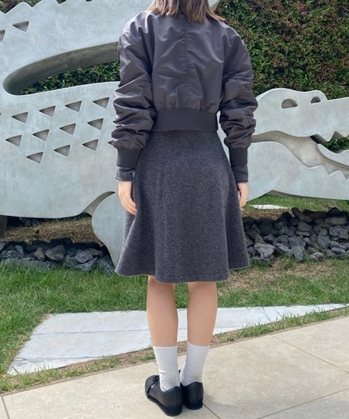 LACOSTE（ラコステ）の「クロップド丈 ショートMA-1ジャケット（ブルゾン・レディース・オリーブ/グレー・38/36/34/40）」の19枚目の写真