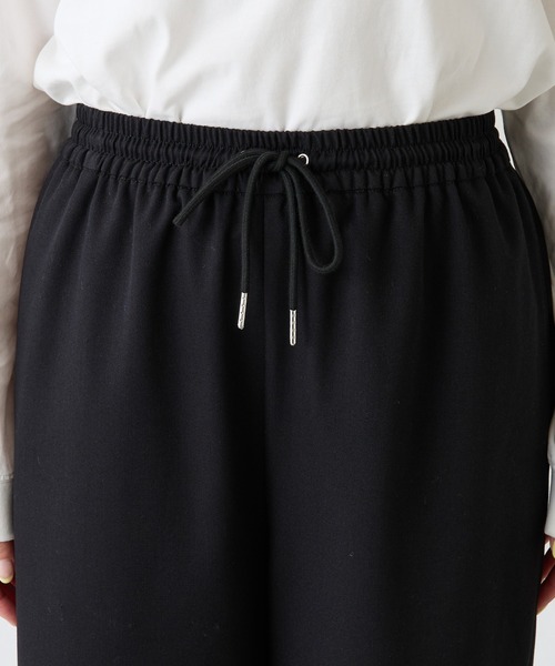 COLLAGE GALLARDAGALANTE(コラージュガリャルダガランテ)の「裏起毛ボンディングイージーパンツ/WEB限定カラー展開(その他パンツ・レディース・アイボリー/ブラック/ライトグレー・FREE)」の7枚目の写真