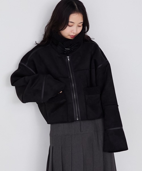 forksy.(フォルクシー)の「【forksy.】ヴィンテージライクショート丈フェイクボアムートンジャケット(ムートンコート・レディース・チャコール/ブラック/アイボリー・FREE)」の5枚目の写真