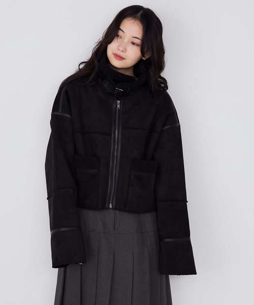 forksy.(フォルクシー)の「【forksy.】ヴィンテージライクショート丈フェイクボアムートンジャケット(ムートンコート・レディース・チャコール/ブラック/アイボリー・FREE)」の6枚目の写真