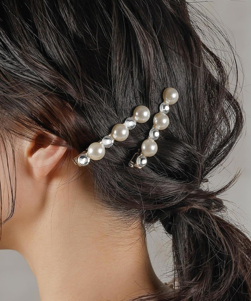 Kana(カナ)の「パール ビジュー ラインストーン キラキラ ヘアクリップ ヘアピン 2本セット 結婚式 お呼ばれ オケージョン デイリー(ヘアピン・レディース・シルバー/ゴールド・フリー)」の8枚目の写真