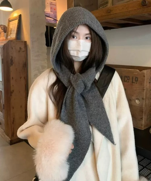 フード付きニットマフラー/バラクラバ（マフラー）｜ampm（エーエム