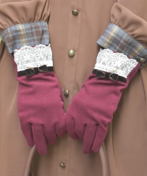 axes femme（アクシーズファム）の「レース使いベロアリボン手袋（手袋・レディース・ワイン/ブラック/グレー/ダークグリーン・FREE）」の4枚目の写真