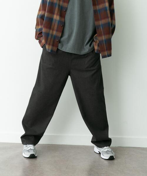 URBAN RESEARCH Sonny Label（アーバンリサーチサニーレーベル）の「裏起毛ユーティリティイージーパンツ（その他パンツ・メンズ・ブラック/チャコールグレー/ブラウン/グレー系その他・MEDIUM/LARGE）」の14枚目の写真