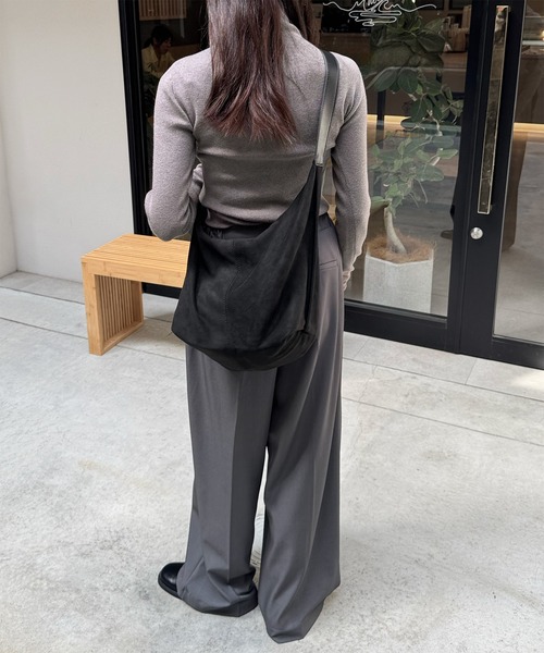 LE MORE(リモア)の「スウェードタッチ2wayショルダーバッグ(ショルダーバッグ・レディース・ブラック/ダークブラウン/ブラウン・FREE)」の20枚目の写真