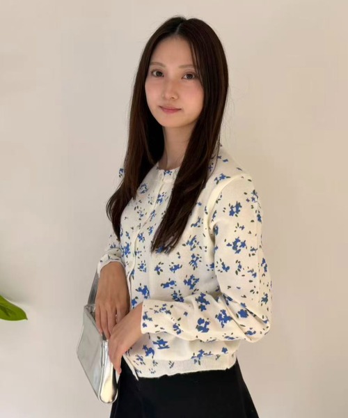 mebole(メボレ)の「クルーネックフラワーカーディガン(カーディガン/ボレロ・レディース・ホワイト/ブラック/グレー・FREE)」の14枚目の写真