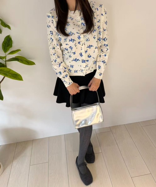 mebole(メボレ)の「クルーネックフラワーカーディガン(カーディガン/ボレロ・レディース・ホワイト/ブラック/グレー・FREE)」の20枚目の写真