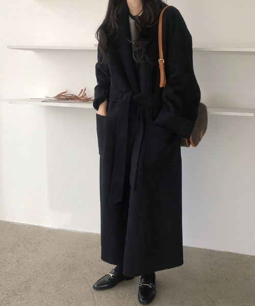 FAVORITO（ファヴォリート）の「アレンジカラーロングトレンチコート（トレンチコート・レディース・キャメル/ブラック・F）」の18枚目の写真