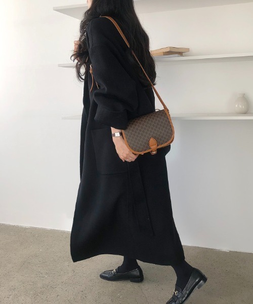 FAVORITO（ファヴォリート）の「アレンジカラーロングトレンチコート（トレンチコート・レディース・キャメル/ブラック・F）」の21枚目の写真