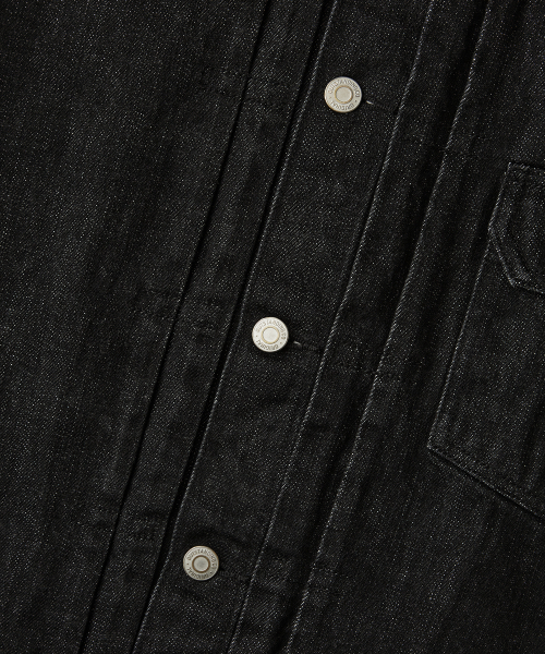 OUTSTANDING(アウトスタンディング)の「SELVEDGE DENIM 1ST JACKET_BLACK(デニムジャケット・メンズ・その他・SMALL/MEDIUM/LARGE/X-LARGE/X-SMALL)」の4枚目の写真