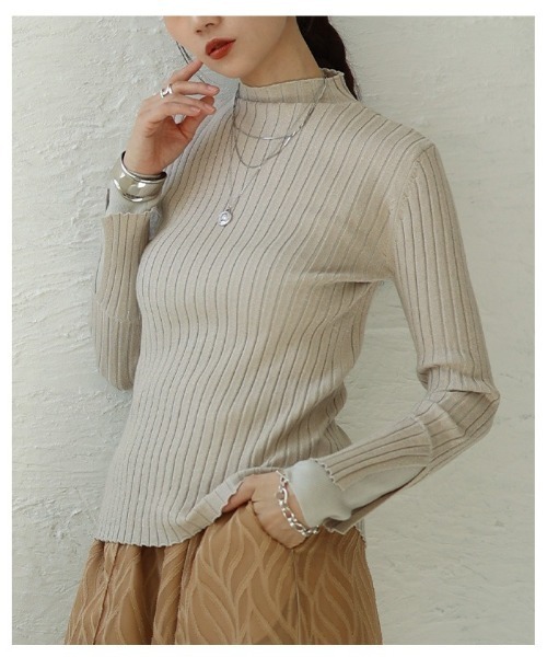 Sawa a la mode(サワアラモード)の「レイヤード風スリーブラメリブニット(ニット/セーター・レディース・ベージュ/ライトグレー/ブラック・FREE)」の21枚目の写真