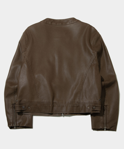 PLACE STUDIO（プレイススタジオ）の「ヴィンテージピグメントウォッシングツーウェイネックボタンレザージャケットジャンパー _ 2COLOR（ライダースジャケット・レディース・ブラック/ブラウン・FREE）」の5枚目の写真