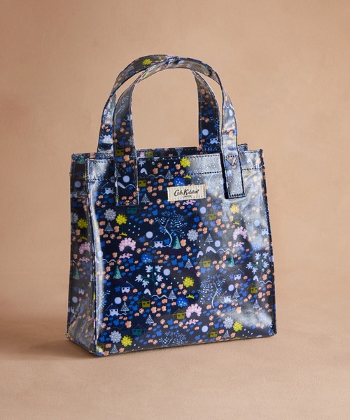 Cath Kidston(キャスキッドソン)の「スモール ブックバッグTiny Town(トートバッグ・レディース・その他・FREE)」の1枚目の写真