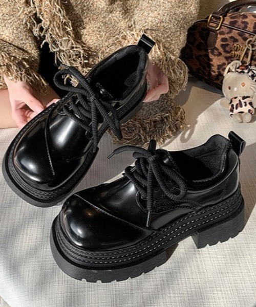 mebole(メボレ)の「レースアップチャンキーローファー(ローファー・レディース・ブラック/ブラウン・SMALL/MEDIUM/LARGE)」の14枚目の写真