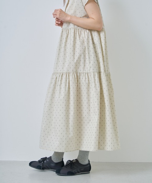 Kelen（ケレン）の「「KELEN / ケレン」フレンチスリーブティアードワンピース（ワンピース・レディース・チャコールグレー/ライトベージュ/ネイビー・S/M）」の18枚目の写真