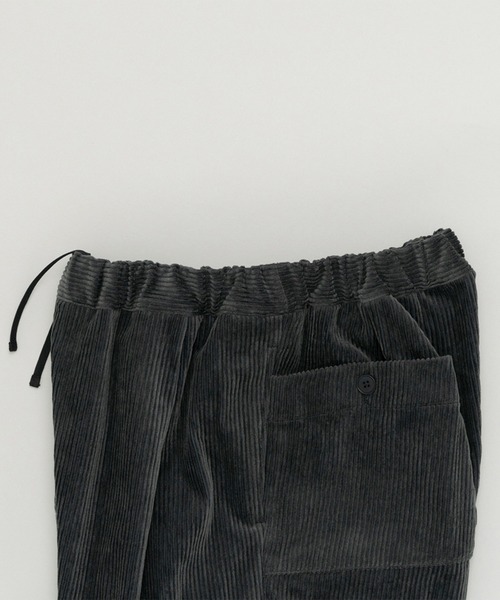 STUDIOUS（ステュディオス）の「【STILL BY HAND】Corduroy easy pants（その他パンツ・メンズ・ブラック/ダークグレー・44/46）」の3枚目の写真
