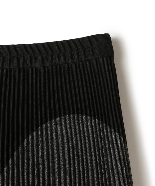 ATSURO TAYAMA(アツロウタヤマ)の「ロング丈プリーツスカート(Tシャツ/カットソー・レディース・ブラック/グレー・M)」の6枚目の写真