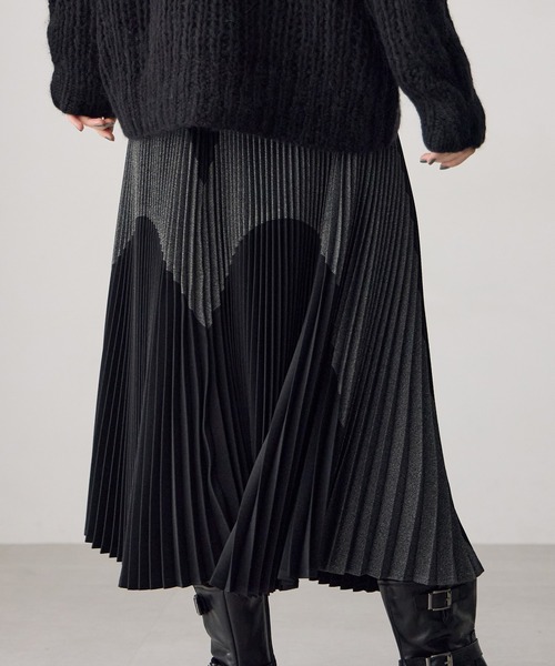 ATSURO TAYAMA(アツロウタヤマ)の「ロング丈プリーツスカート(Tシャツ/カットソー・レディース・ブラック/グレー・M)」の13枚目の写真