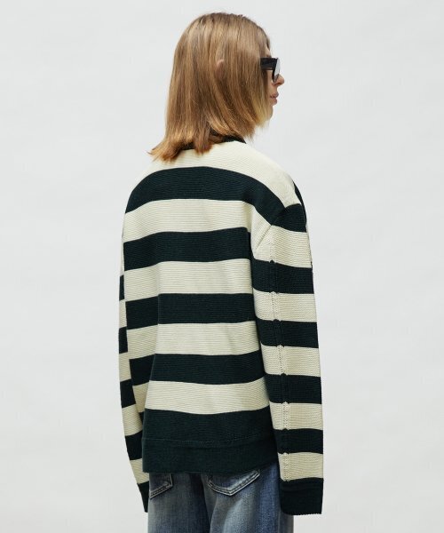 LMOOD(エルムード)の「プレッピーストライププルオーバーニットディープグリーン(ニット/セーター・メンズ・その他・44/46/48)」の4枚目の写真