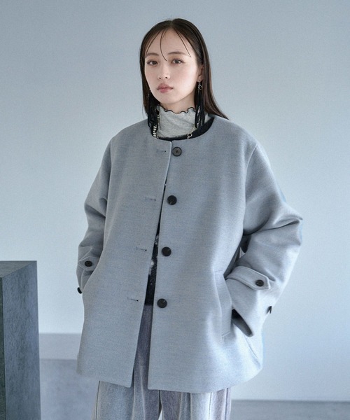 HARE（ハレ）の「フードマフラーツキミドルコート(HARE)（ノーカラーコート・レディース・ブラック/ブルー・FREE）」の21枚目の写真