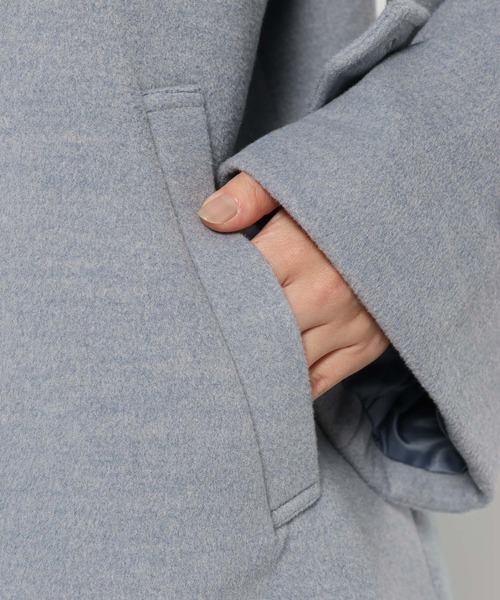 HARE（ハレ）の「フードマフラーツキミドルコート(HARE)（ノーカラーコート・レディース・ブラック/ブルー・FREE）」の11枚目の写真