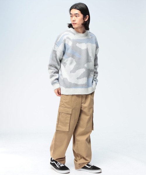 SAKAZEN（サカゼン）の「Cathy's Closet (キャシーズ クロセット) 起毛 カモフラージュ クルーネック オーバー ニット セーター 42706009（ニット/セーター・メンズ・ブルー/ブラック/ホワイト・L/M）」の14枚目の写真