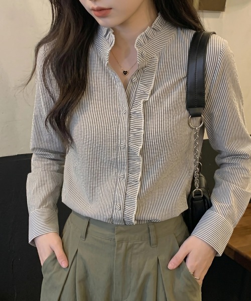 cammie(キャミー)の「胸フリルブラウス(シャツ/ブラウス・レディース・サックスブルー/グレー・M/L)」の1枚目の写真