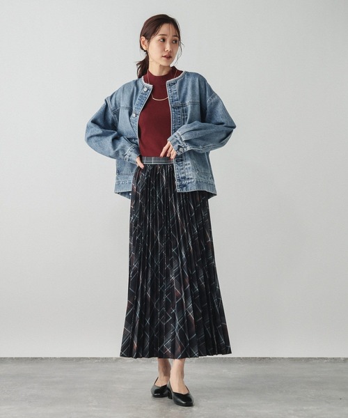 GLOBAL WORK(グローバルワーク)の「GOODデニムノーカラージャケット/601266(デニムジャケット・レディース・ライトブルー/ブルー・MEDIUM/LARGE)」の4枚目の写真