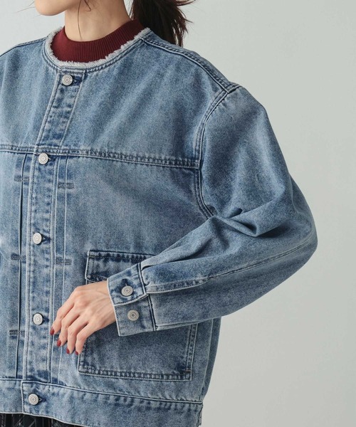 GLOBAL WORK(グローバルワーク)の「GOODデニムノーカラージャケット/601266(デニムジャケット・レディース・ライトブルー/ブルー・MEDIUM/LARGE)」の18枚目の写真