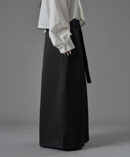 狐独(コドク)の「ハトメベルトハカマスラックス(スラックス・メンズ・ブラック/ブルーグレー・LARGE/MEDIUM/SMALL)」の12枚目の写真