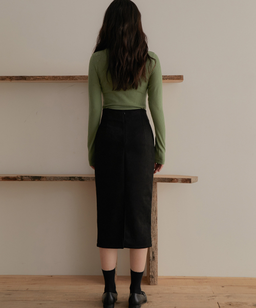 REORG(リオルグ)の「SUEDE BACK SLIT SKIRT BLACK(スカート・レディース・その他・MEDIUM/SMALL)」の3枚目の写真
