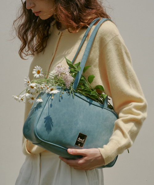 LENEE B（レニービー）の「Ray Shoulder Bag Black（ショルダーバッグ・レディース・その他・FREE）」の6枚目の写真