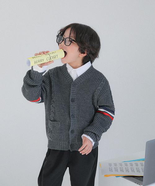 BERRYCLOSET(ベリークローゼット)の「トムスブリッジカーディガン(カーディガン/ボレロ・レディース・ネイビー/チャコール・13号/5号/17号/09号)」の5枚目の写真