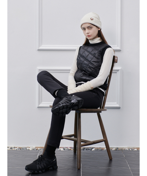 NITINA(ニティナ)の「ダイヤキルティングベストBK(ベスト・レディース・ブラック・SMALL/MEDIUM/LARGE)」の4枚目の写真