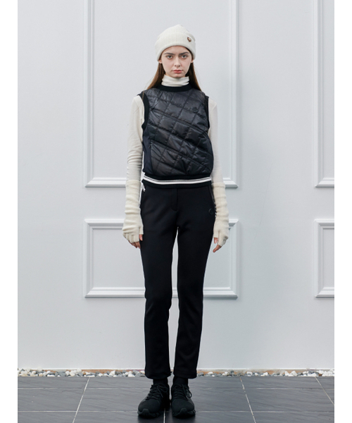 NITINA(ニティナ)の「ダイヤキルティングベストBK(ベスト・レディース・ブラック・SMALL/MEDIUM/LARGE)」の5枚目の写真