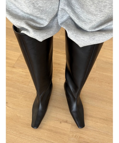 Didot.showroom（ディドット ショールーム）の「【DIDOT.】ワイドシャフトロングブーツ（ブーツ・レディース・ブラック・24cm/23.5cm/22.5cm/25cm/23cm/24.5cm）」の2枚目の写真