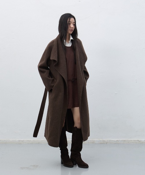 GENERAL IDEA（ジェネラルアイデア）の「【GENERAL IDEA】ハンドメイドショールカラーロングコート / HANDMADE SHAWL COLLAR LONG COAT（チェスターコート・レディース・ブラウン/チャコール・L/M/S）」の12枚目の写真