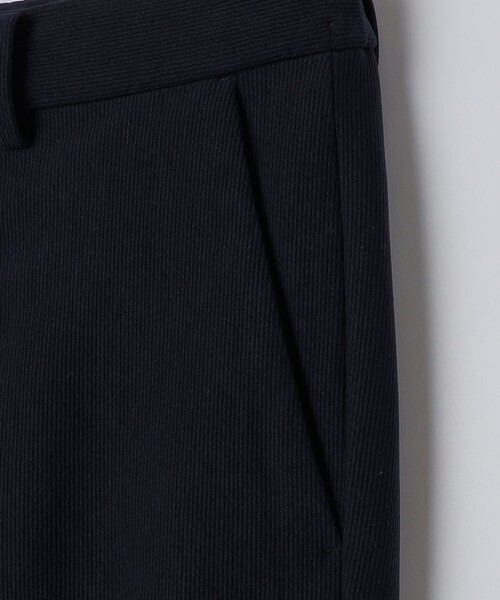 SHIPS(シップス)の「SHIPS:〈手洗い可能〉コーデュロイ スラックス(セットアップ対応)(スラックス・メンズ・チャコールグレー/ネイビー/ブラック・X-LARGE/LARGE/MEDIUM/SMALL)」の16枚目の写真