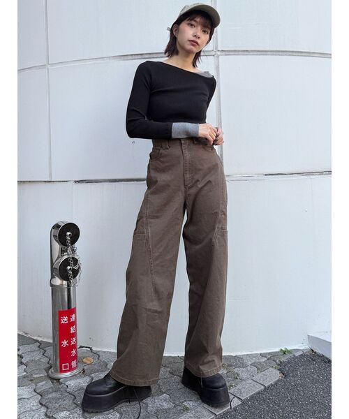 MURUA(ムルーア)の「パッチポケットバレルレッグパンツ(その他パンツ・レディース・カーキ/ブラウン・2/1)」の8枚目の写真