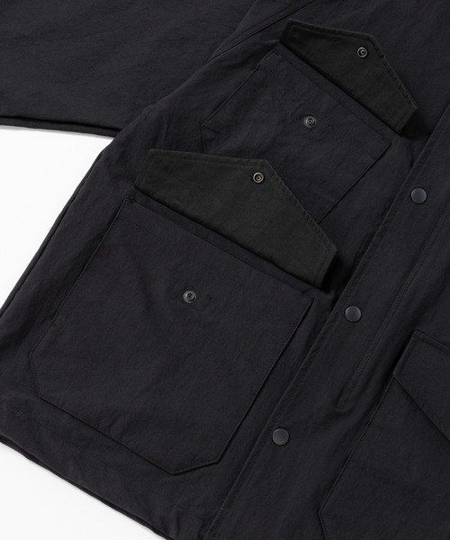 Jackman(ジャックマン)の「Kersey Tour Jacket(ナイロンジャケット・メンズ・ブラック/ダークブルー・LARGE/MEDIUM)」の9枚目の写真