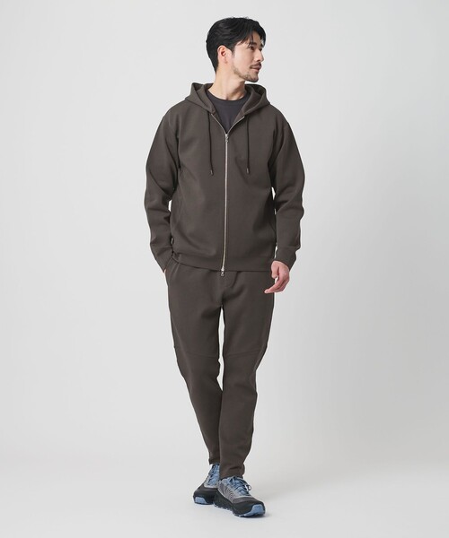 BEAUTY&YOUTH UNITED ARROWS（ビューティーアンドユースユナイテッドアローズ）の「【WEB限定 WARDROBE SMART】ダブルニット ジップパーカー/セットアップ対応【抗菌・防臭】（パーカー・メンズ・ダークグレー/ブラック/オリーブ/グレー・S/M/L/XL）」の6枚目の写真