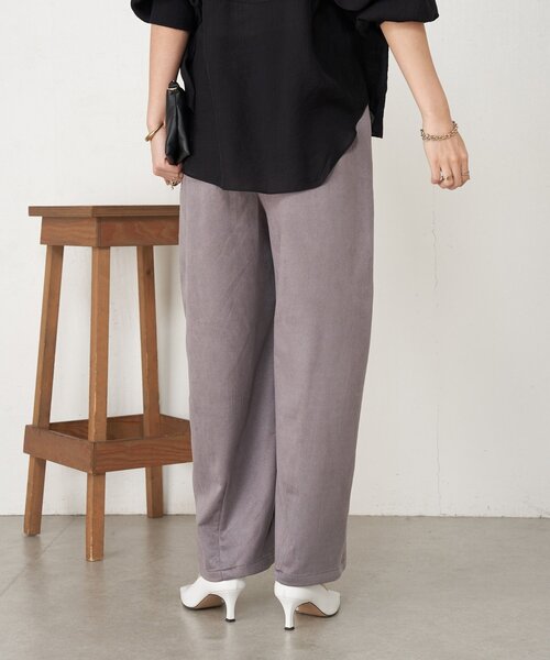 Jena espace merveilleux(ジェナ エスパスメルヴェイユ)の「レイヤード風スエードカーブパンツ(その他パンツ・レディース・グレー/ベージュ・FREE)」の11枚目の写真