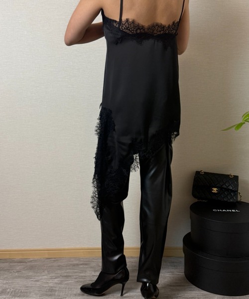Lana821(ラナハニー)の「アシンメトリー シルキーキャミソール(キャミソール・レディース・ブラック/ブラウン/ホワイト・S/M)」の19枚目の写真