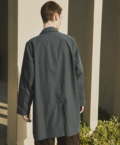 JOURNAL STANDARD（ジャーナルスタンダード）の「チェック リバーシブル ステンカラー コート（ステンカラーコート・メンズ・ネイビー/ベージュ・LARGE/MEDIUM）」の8枚目の写真