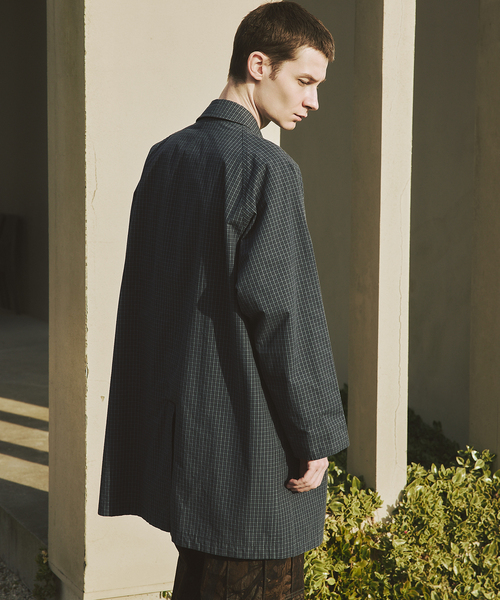 JOURNAL STANDARD（ジャーナルスタンダード）の「チェック リバーシブル ステンカラー コート（ステンカラーコート・メンズ・ネイビー/ベージュ・LARGE/MEDIUM）」の9枚目の写真